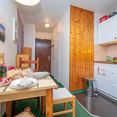 Sleeps 2 Apartment